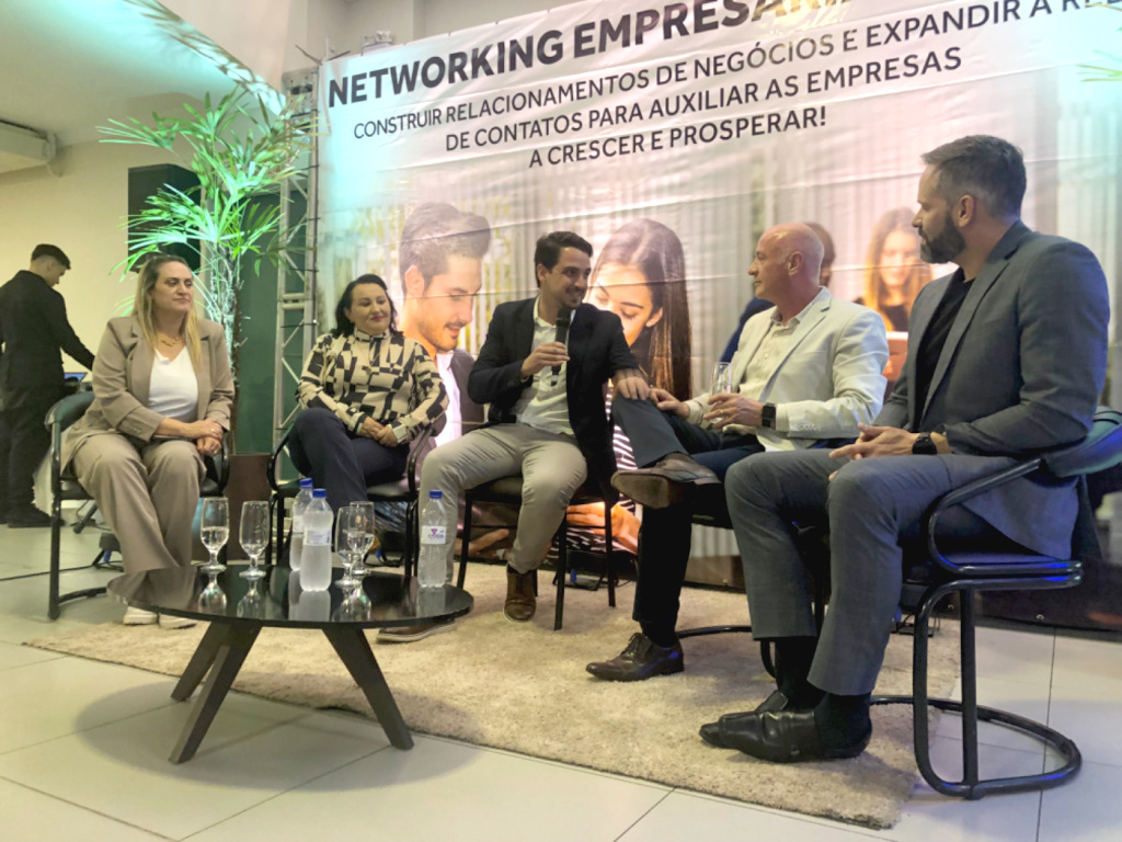 Networking Empresarial da ACIAI tem a presença do prefeito eleito, Emiliano Gomes