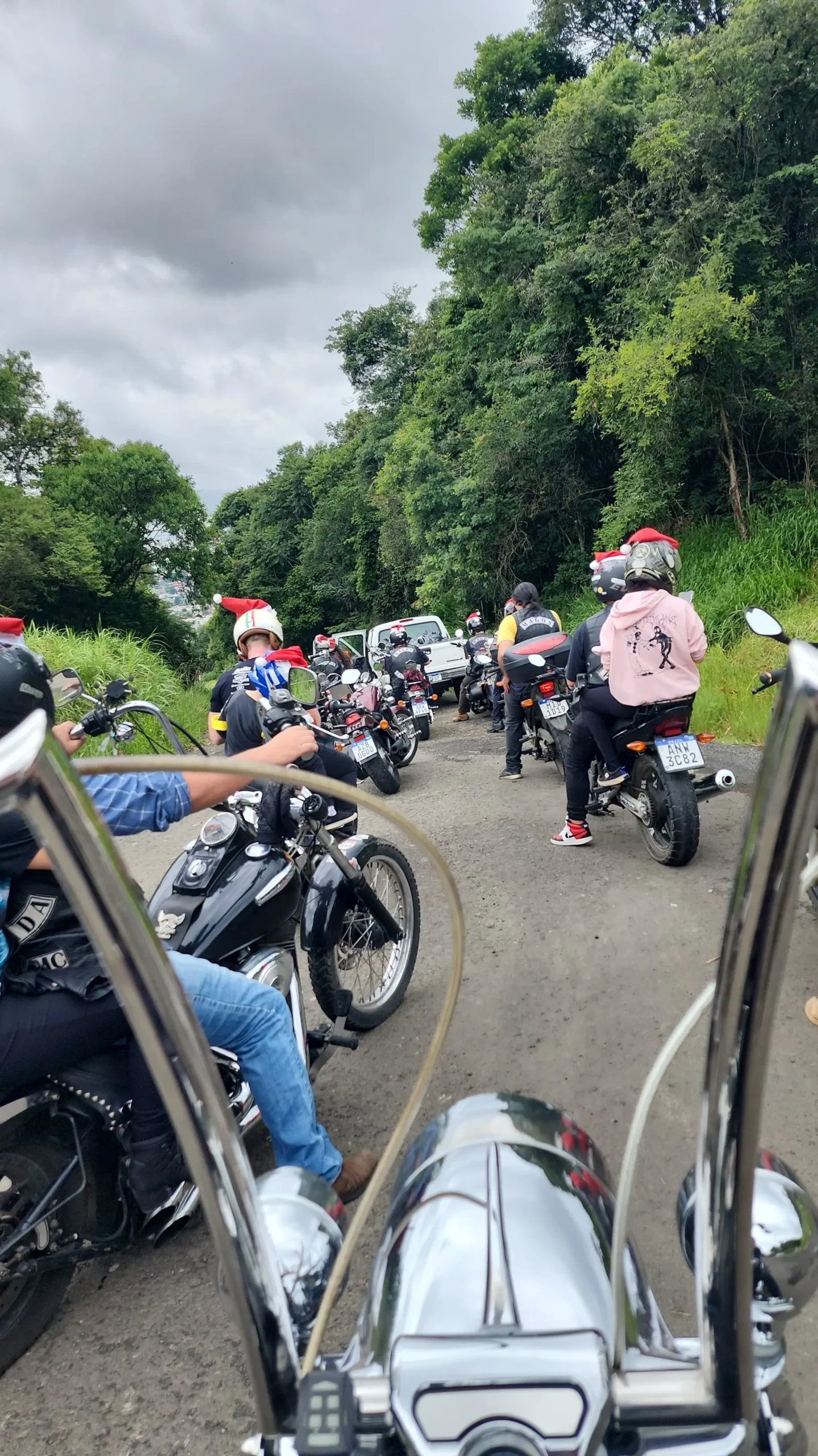 MotoClube Magos da Estrada realiza Ação Beneficente de Natal em Irati e Fernandes Pinheiro