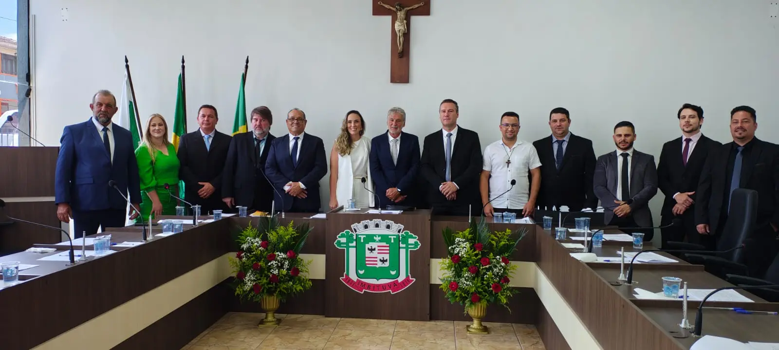 Bertoldo e Dirceu tomam posse em Imbituva destacando compromisso com futuro do município