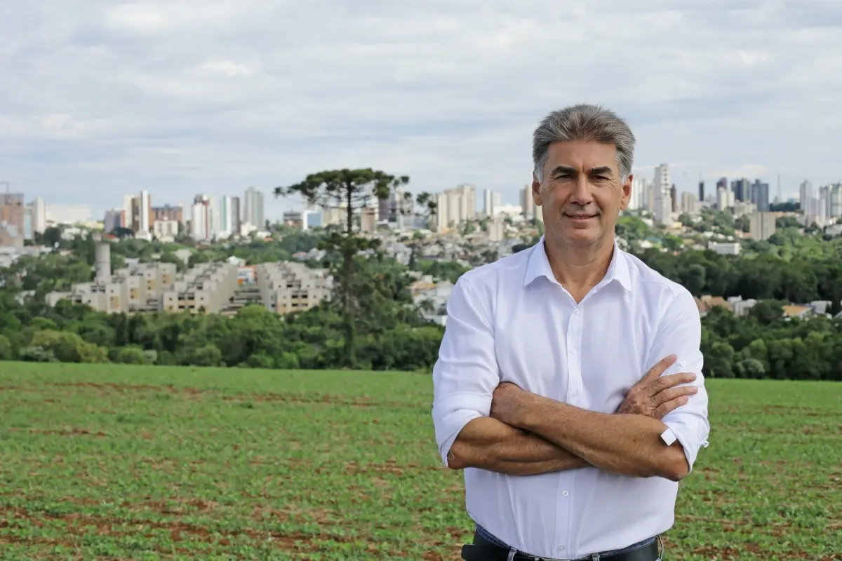 Ratinho Junior anuncia novos secretários e reforça equipe de gestão no Paraná