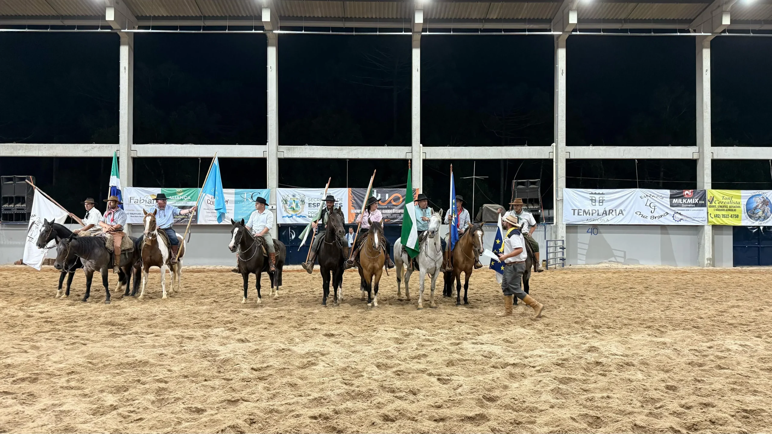 Rodeio de São Mateus do Sul supera todas as expectativas e reúne mais de 30 mil pessoas