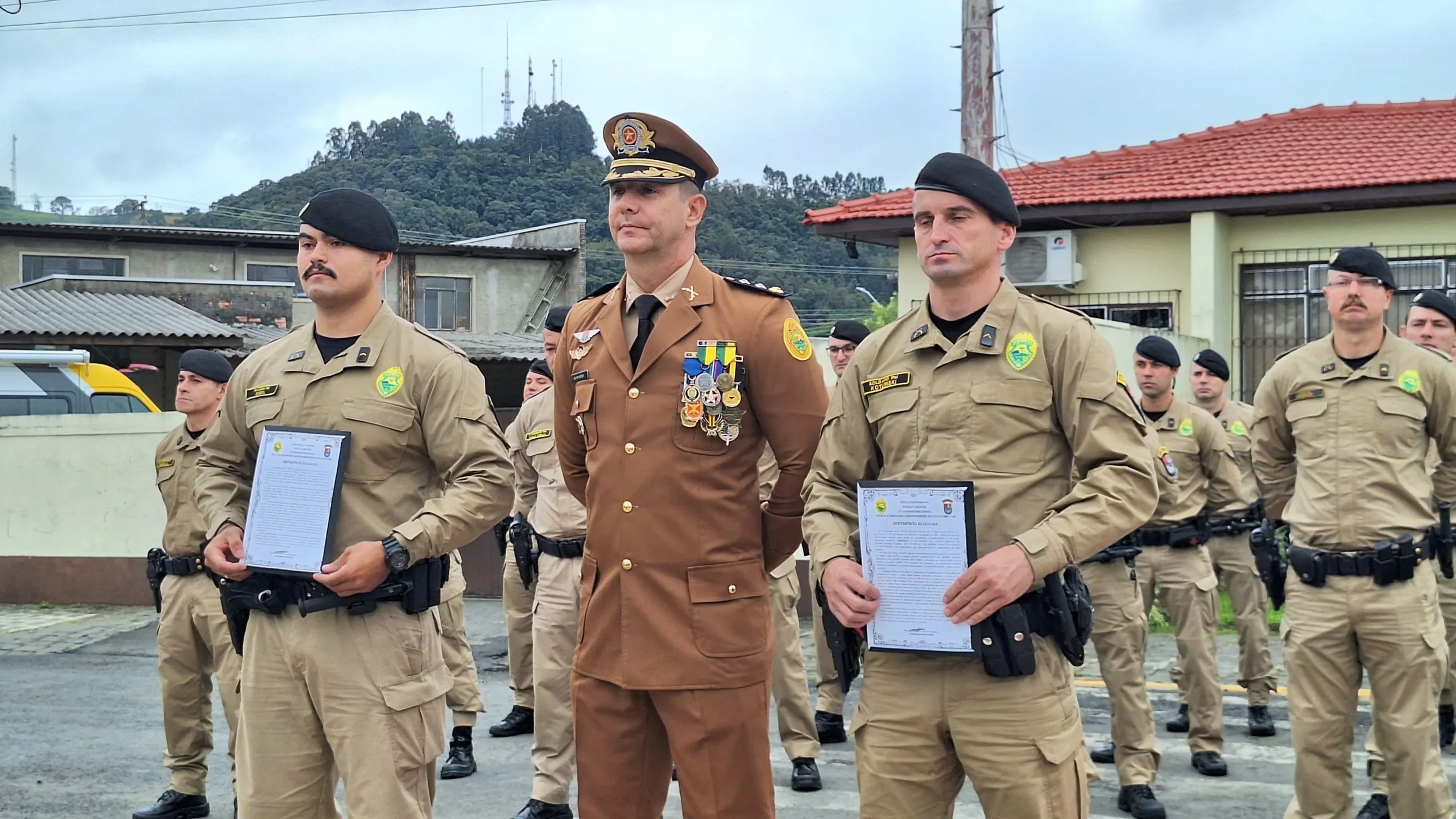 Solenidade alusiva a Tiradentes homenageia o Patrono das Polícias Militares e Civis do Brasil