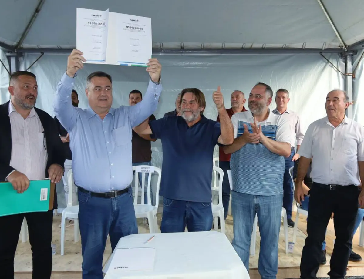 Teixeira Soares recebe aditivo de R$ 1 milhão para obra do Hospital Municipal