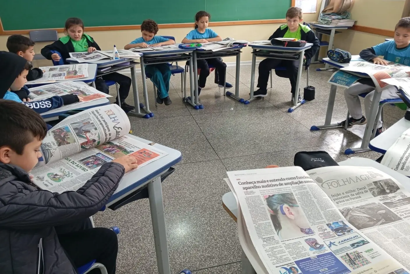 Alunos aprendem sobre documento de identidade para pets com Jornal Folha de Irati