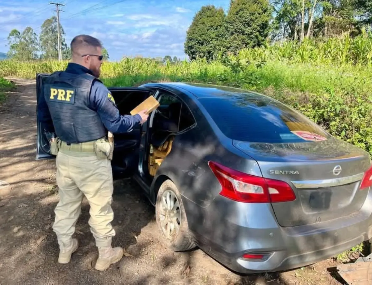 PRF apreende quase 200 quilos de maconha em veículo adulterado, em Prudentópolis