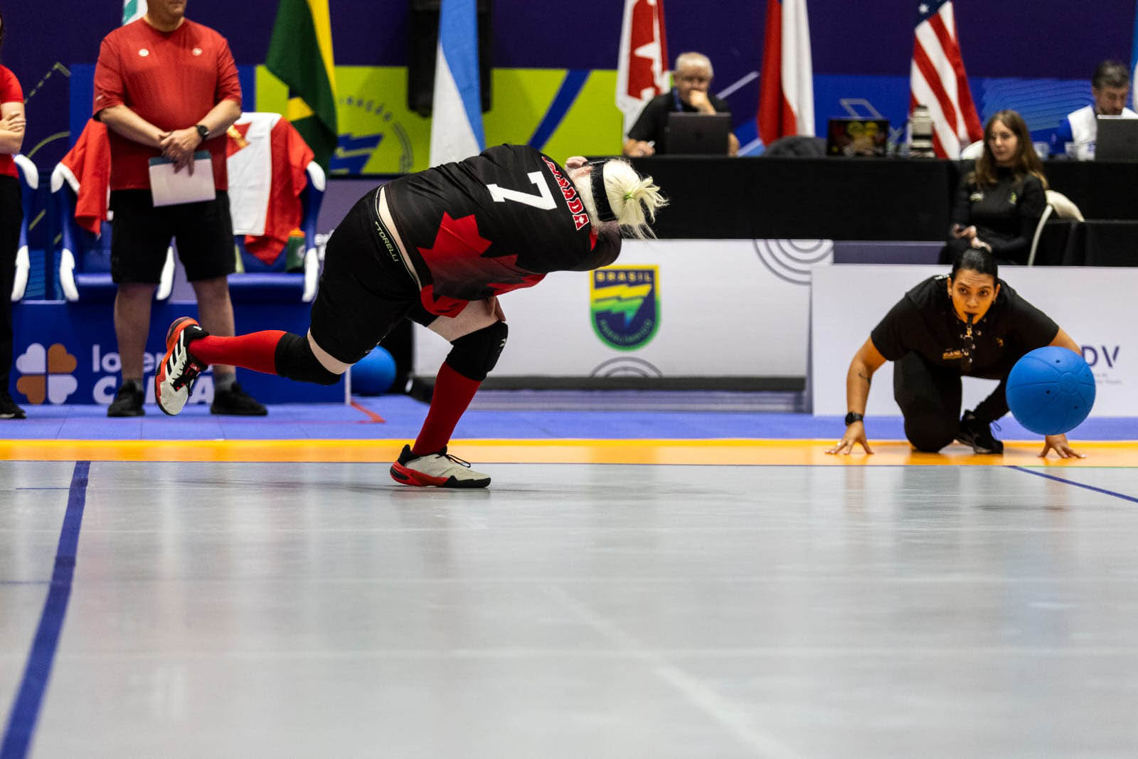 Lição para todos: professora paranaense inspira alunos com valores do esporte paralímpico Foto: SEED